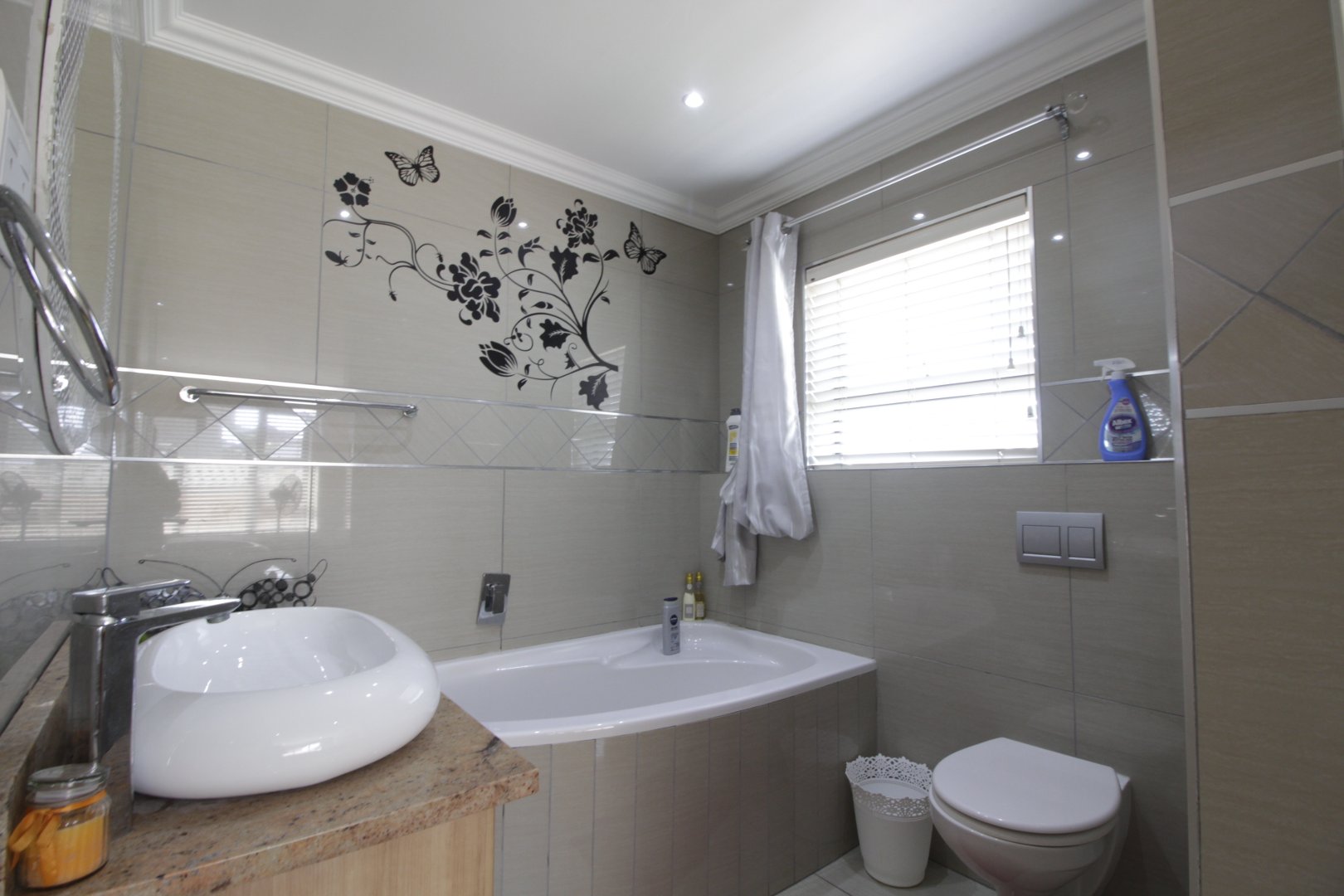  Bedroom Property for Sale in Wavecrest Eastern Cape